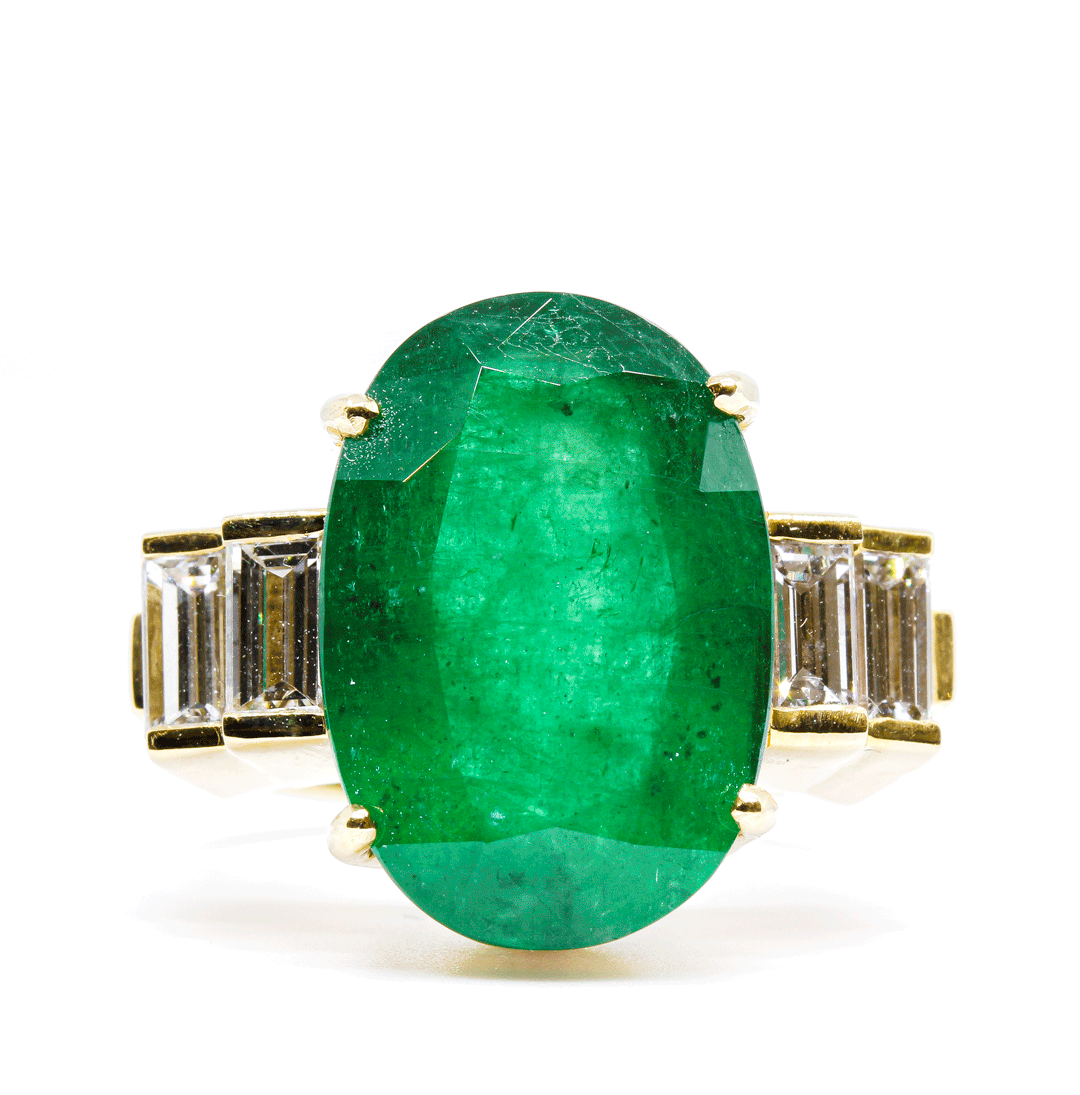 18ct Yellow Gold Emerald and Diamond Ring - Pre-Owned