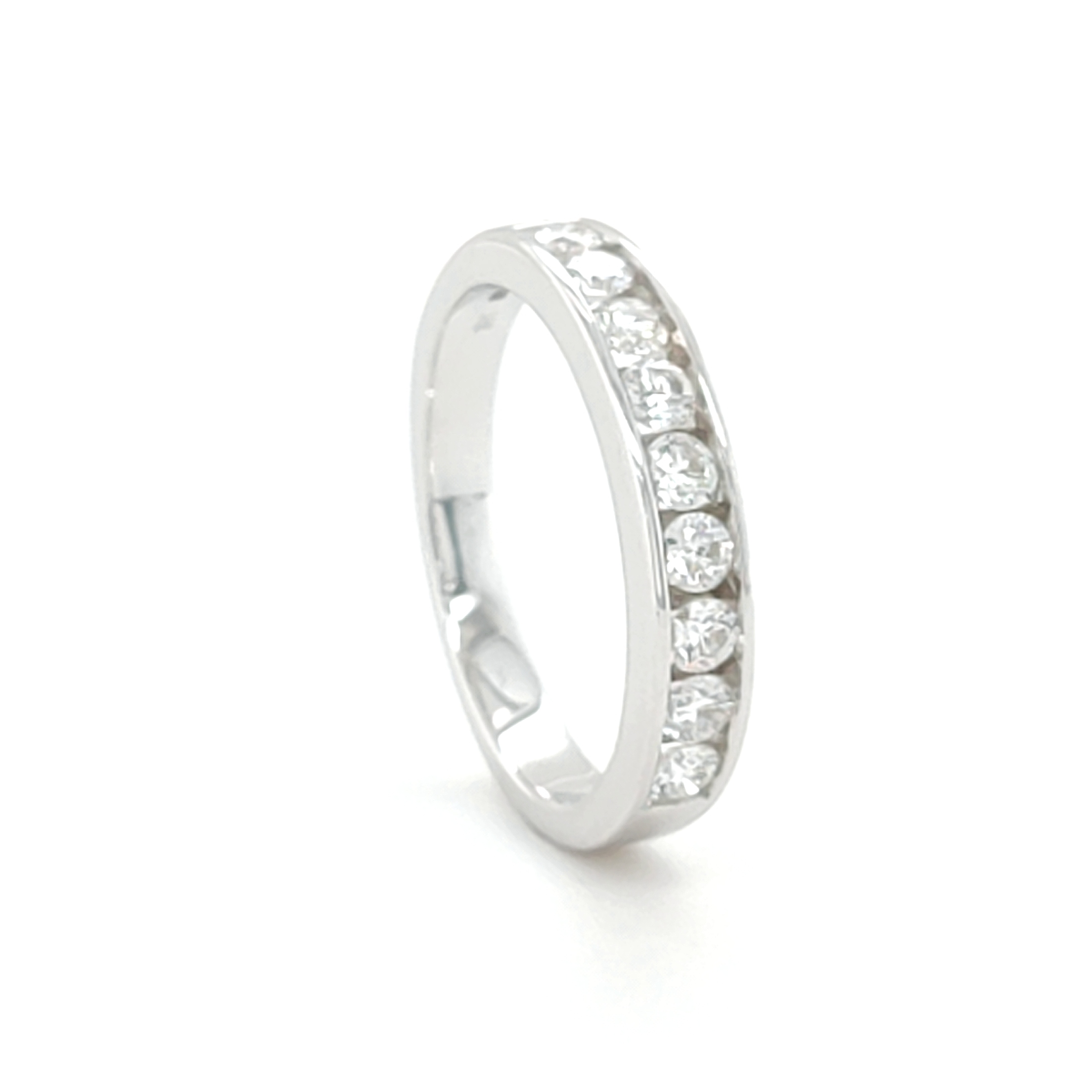 0.50ct 18ct White Gold Diamond Half Hoop Ring – Size K Leading Edge