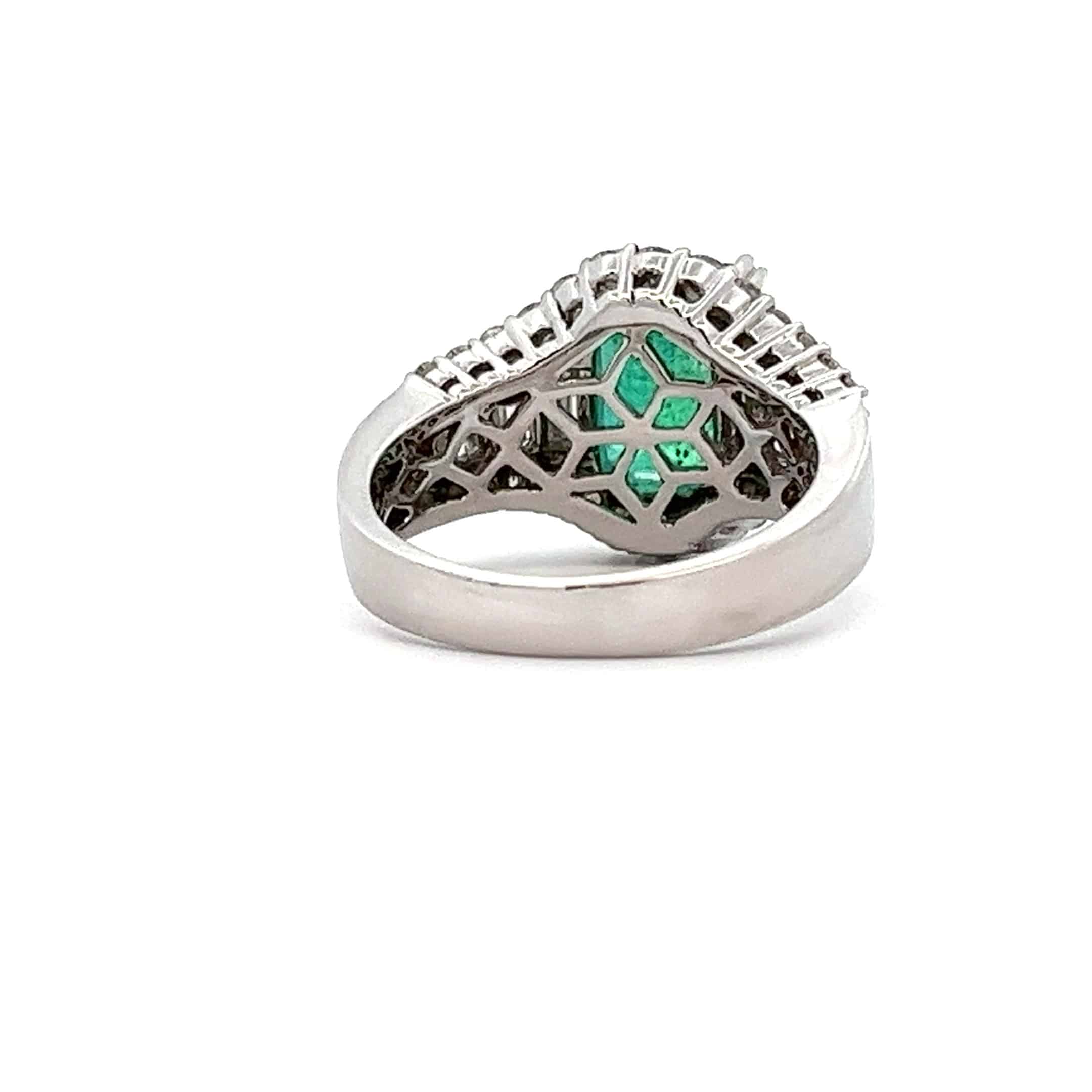 3.08ct Emerald and Diamond Cluster Ring – 18ct White Gold