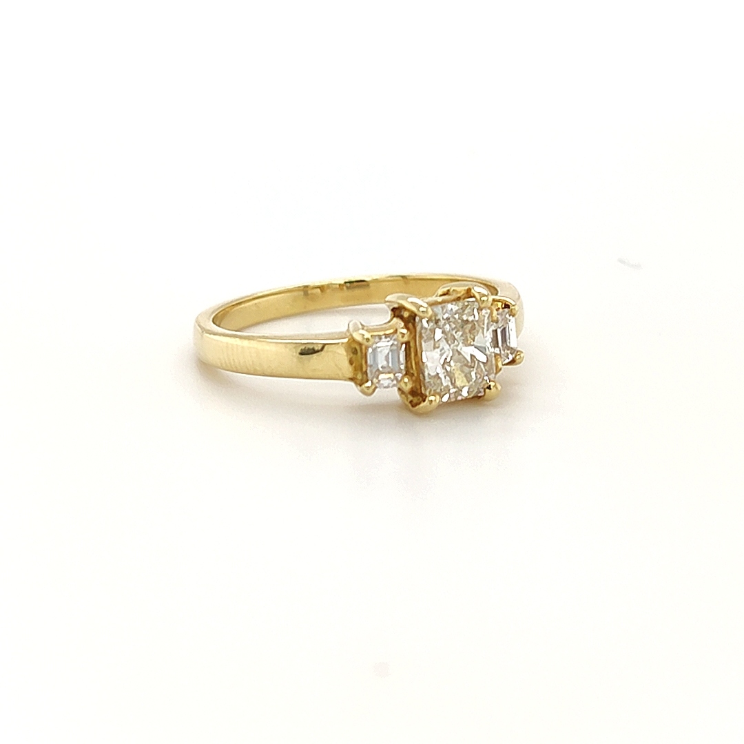 0.63ct Radiant Cut Diamond, 18ct Yellow Gold Ring