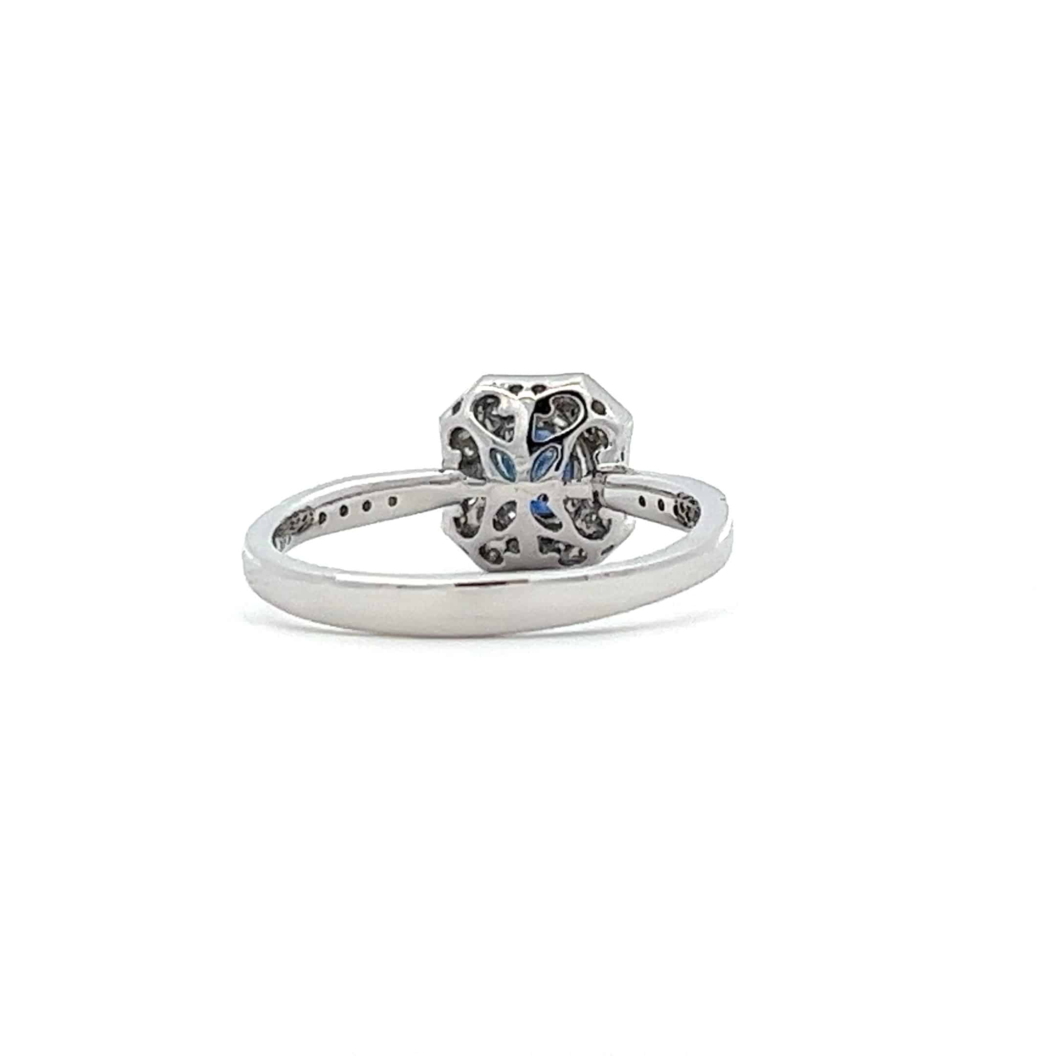 0.55ct Sapphire and 0.17ct Diamond Vintage Style Cluster Ring in Platinum
