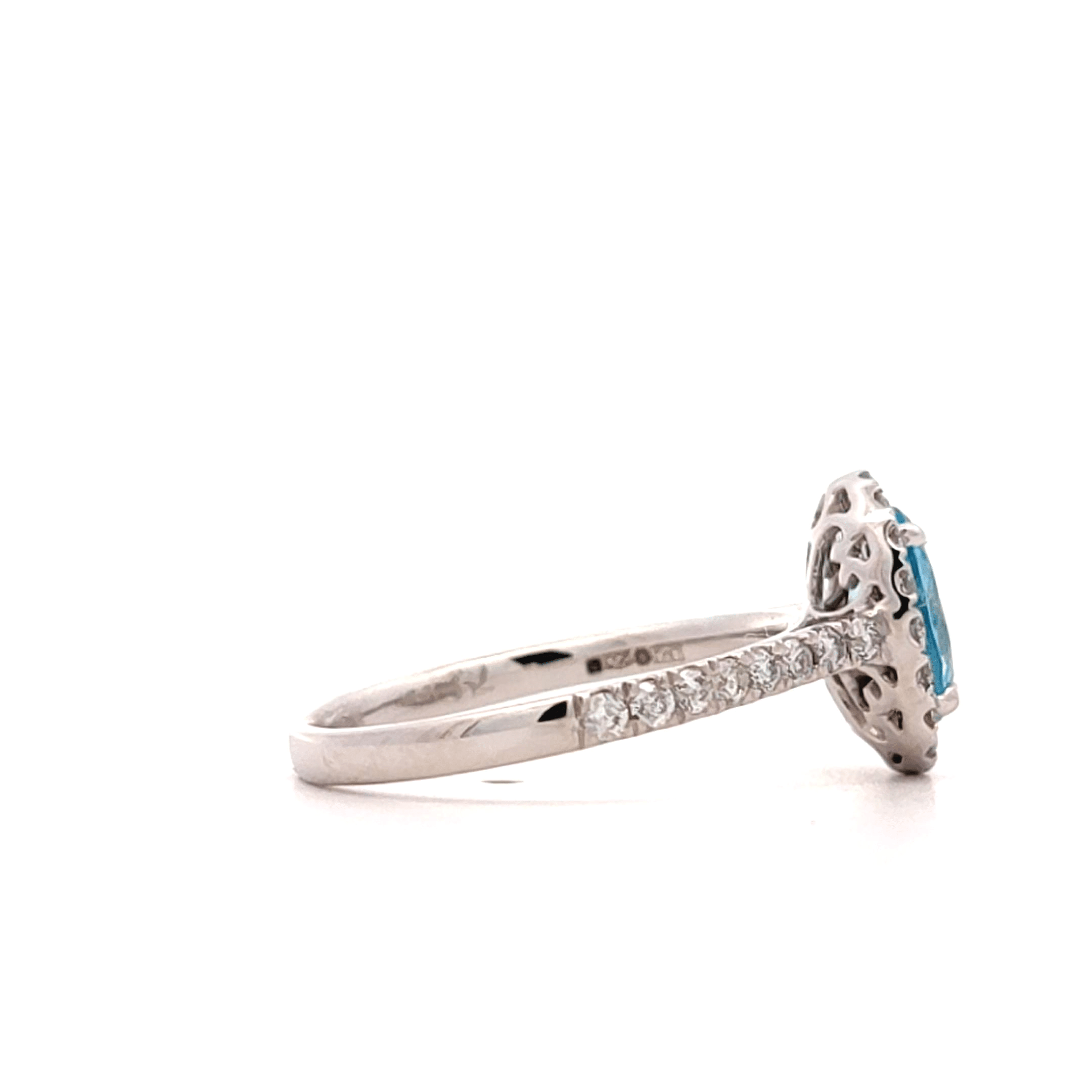 0.96ct Aquamarine and 0.50ct Brilliant Cut Diamond Oval Halo Design ring in Platinum